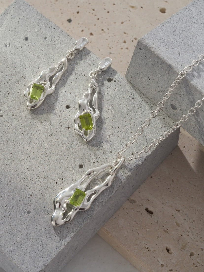 Lava-Birth Peridot Silver Necklace with Extension Chain