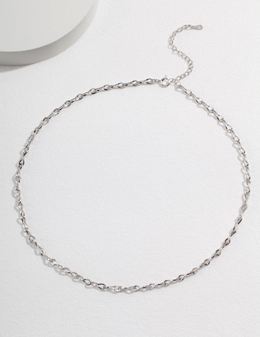 Square Twist Figure Eight Chain