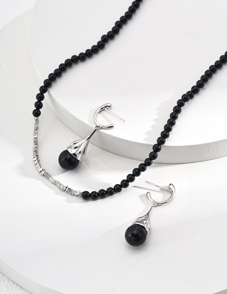 Urban Edge Agate Silver Necklace